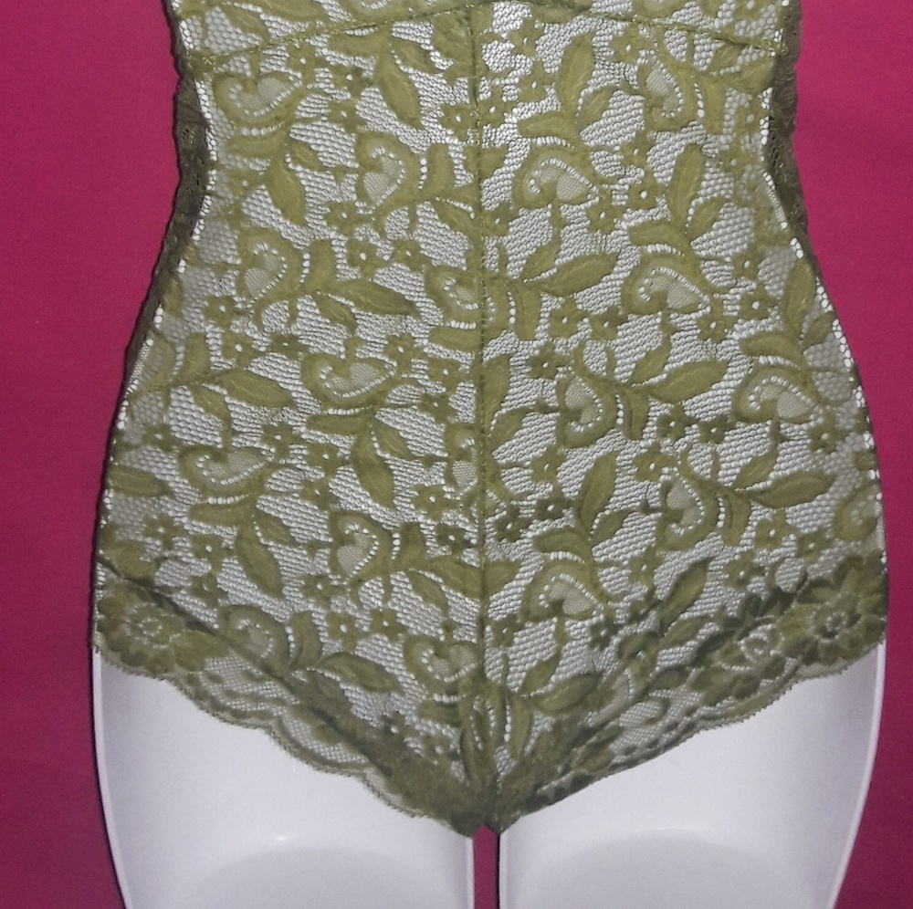 Sheer Green Lace Stretchy Harness Bodysuit Romper! - Picture 5 of 6